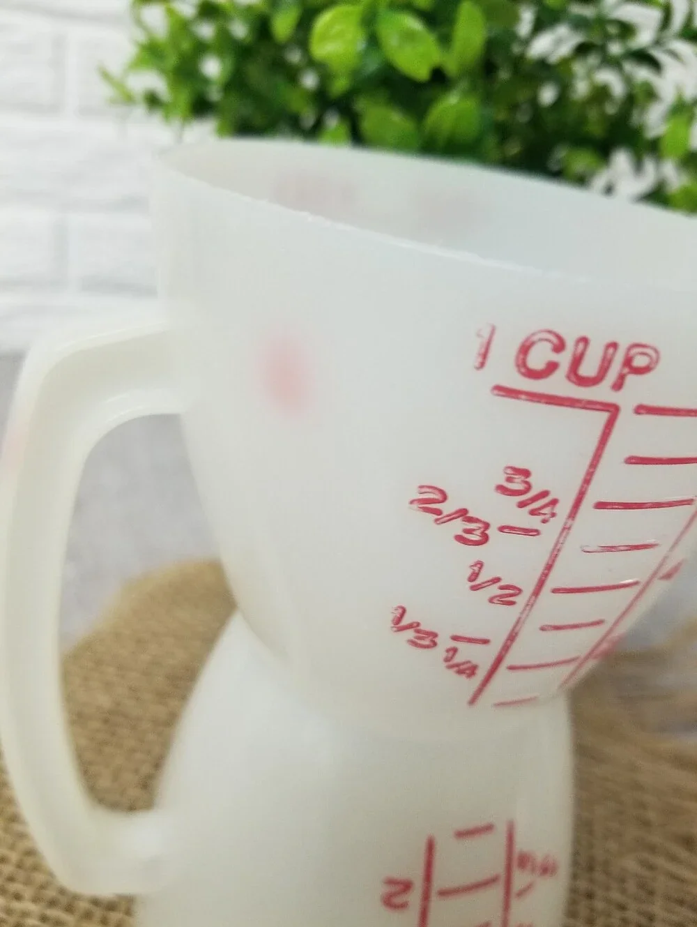 Vintage Tupperware Dual Sided Measuring Cup With Spout
